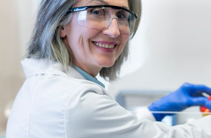 Jačanjem integracije industrije, akademske zajednice i istraživanja, Shanghai Dengsheng Instrument zajednički je izgradio novu bazu istraživanja i razvoja s mnogim vrhunskim institucijama.