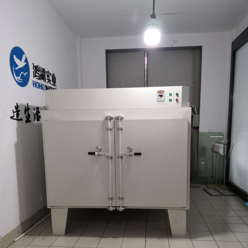 Prilagodljiva pećnica s fotokromatskim staklenim filmom